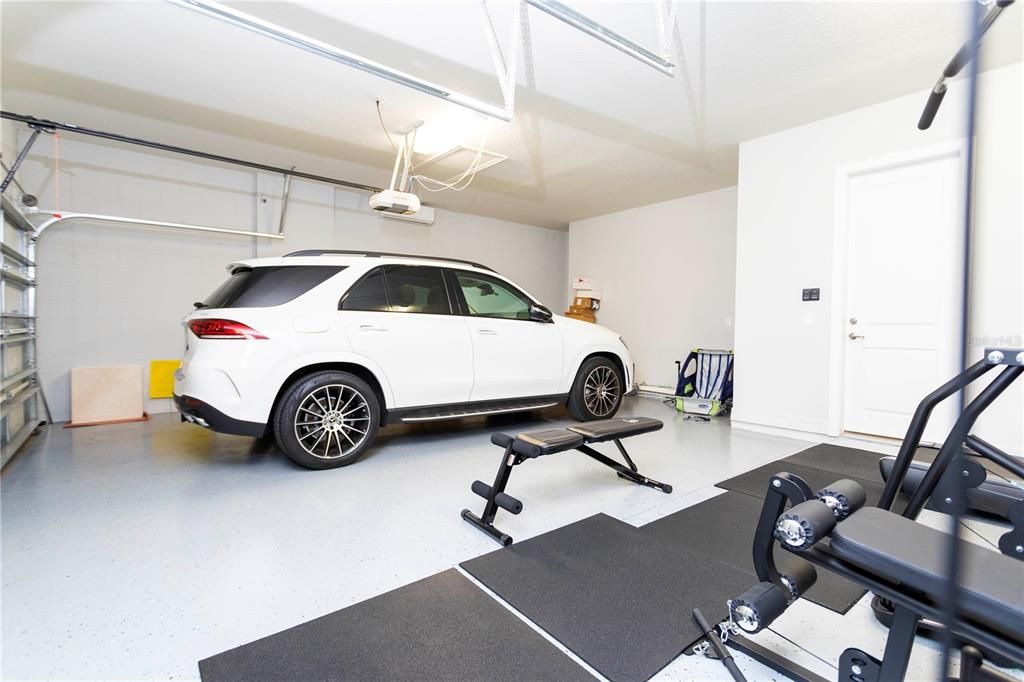 Activo con contrato: $1,699,000 (6 camas, 4 baños, 4544 Pies cuadrados)