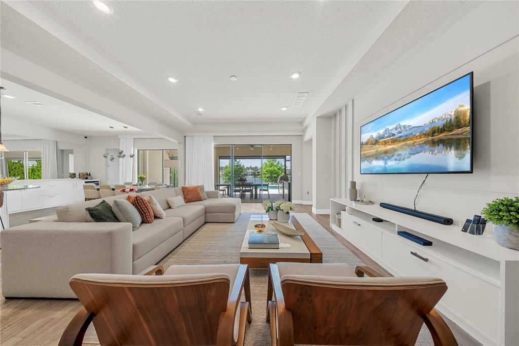 Activo con contrato: $1,699,000 (6 camas, 4 baños, 4544 Pies cuadrados)