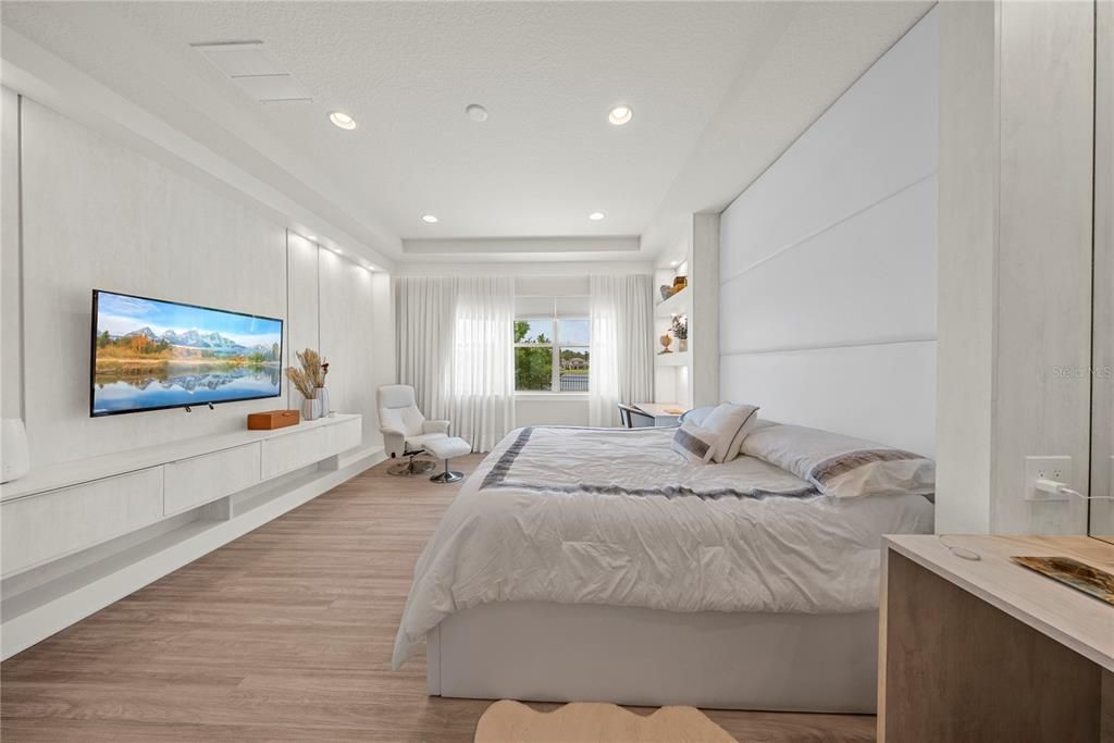 Activo con contrato: $1,699,000 (6 camas, 4 baños, 4544 Pies cuadrados)
