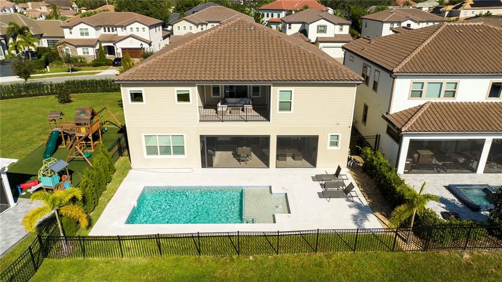 Activo con contrato: $1,699,000 (6 camas, 4 baños, 4544 Pies cuadrados)