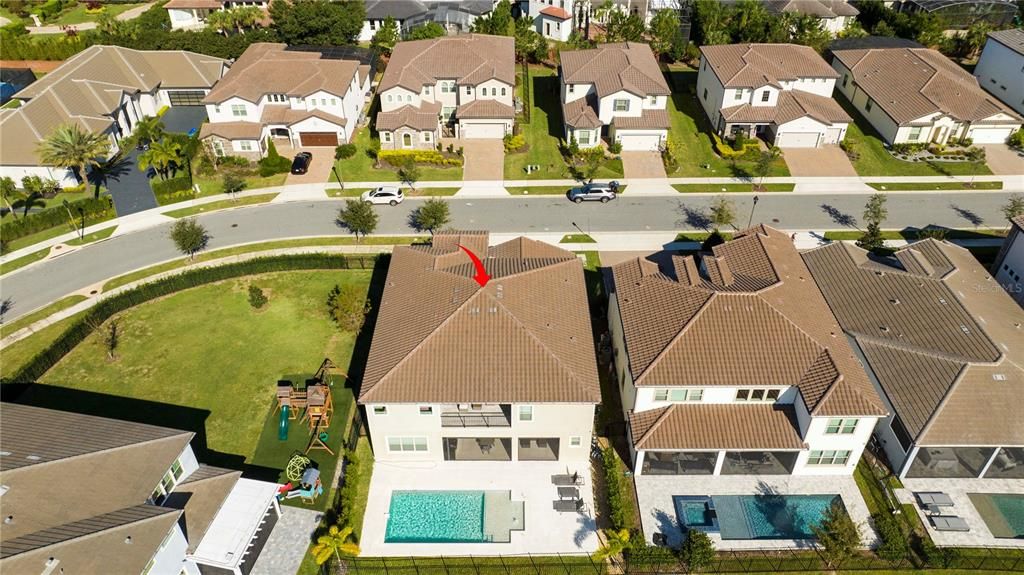 Activo con contrato: $1,699,000 (6 camas, 4 baños, 4544 Pies cuadrados)