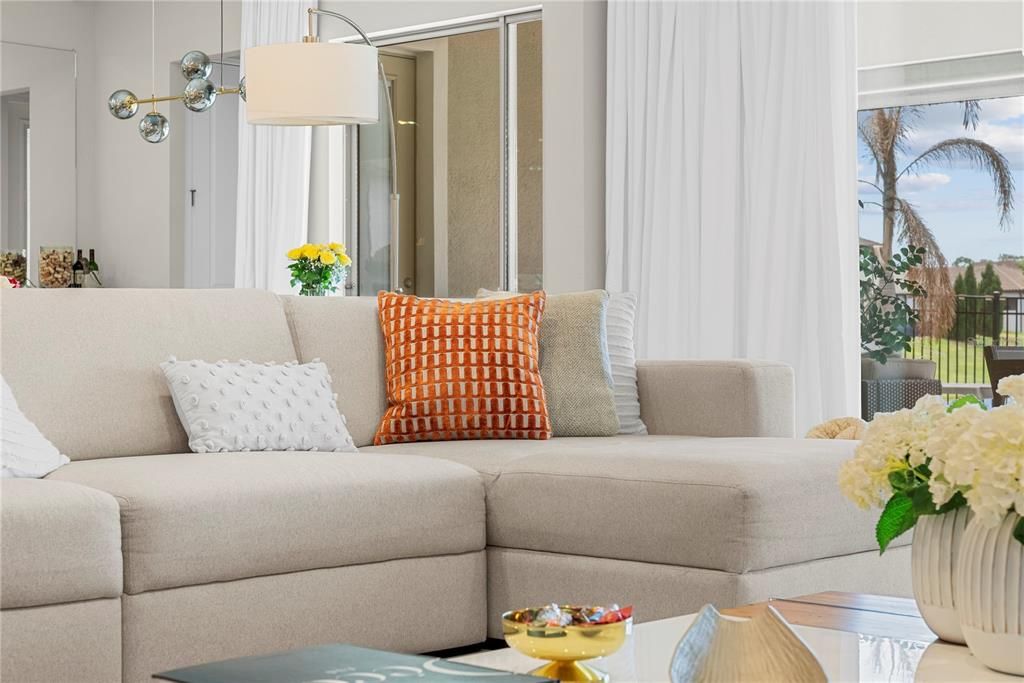 Activo con contrato: $1,699,000 (6 camas, 4 baños, 4544 Pies cuadrados)