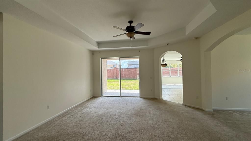 For Rent: $2,395 (4 beds, 3 baths, 2576 Square Feet)