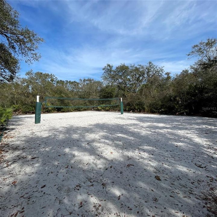 For Rent: $2,395 (4 beds, 3 baths, 2576 Square Feet)