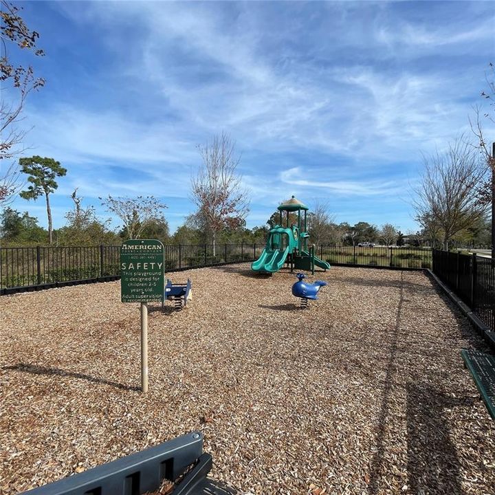 For Rent: $2,395 (4 beds, 3 baths, 2576 Square Feet)