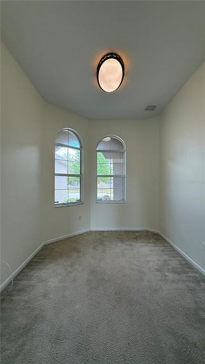 For Rent: $2,395 (4 beds, 3 baths, 2576 Square Feet)
