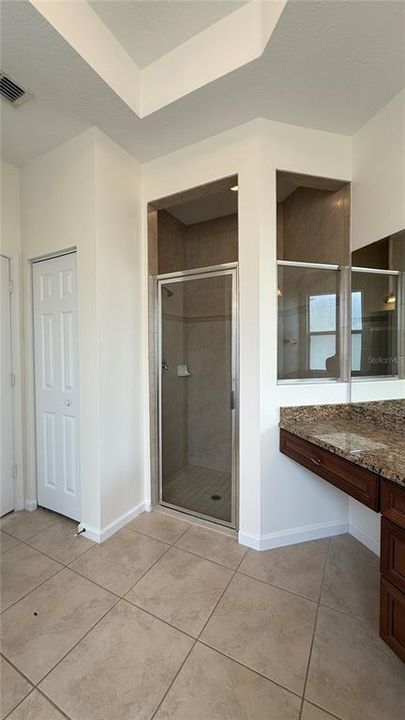 For Rent: $2,395 (4 beds, 3 baths, 2576 Square Feet)