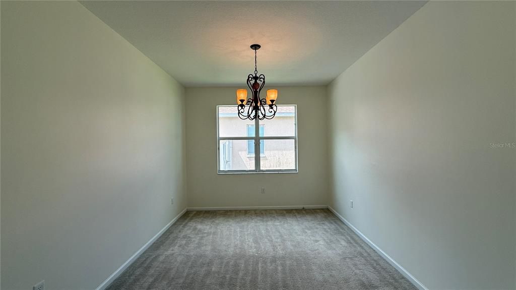 For Rent: $2,395 (4 beds, 3 baths, 2576 Square Feet)