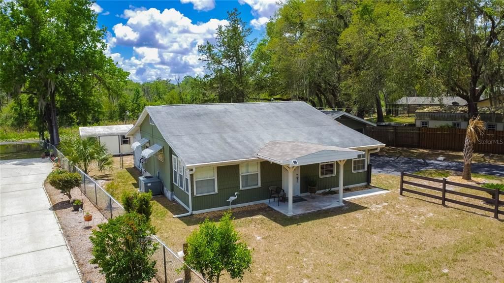 For Sale: $190,000 (3 beds, 1 baths, 1472 Square Feet)