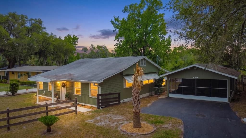 For Sale: $190,000 (3 beds, 1 baths, 1472 Square Feet)