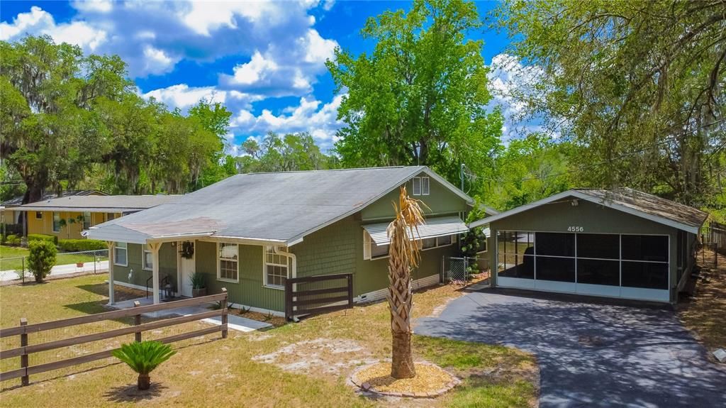 For Sale: $190,000 (3 beds, 1 baths, 1472 Square Feet)