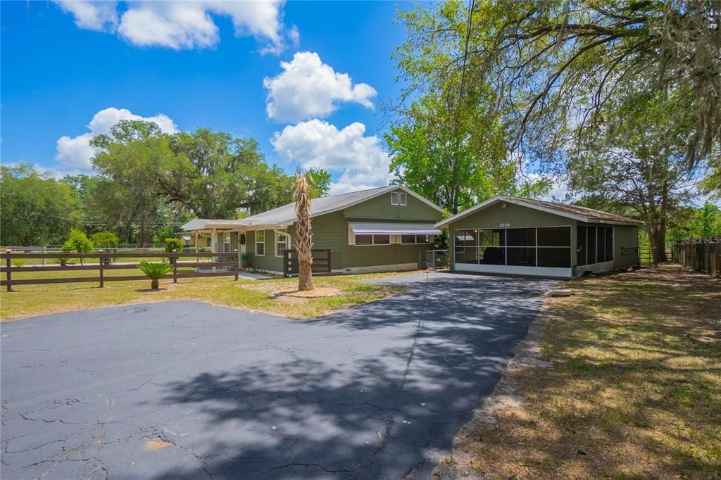 For Sale: $190,000 (3 beds, 1 baths, 1472 Square Feet)