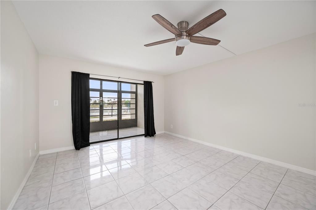 En Venta: $179,000 (2 camas, 2 baños, 1200 Pies cuadrados)