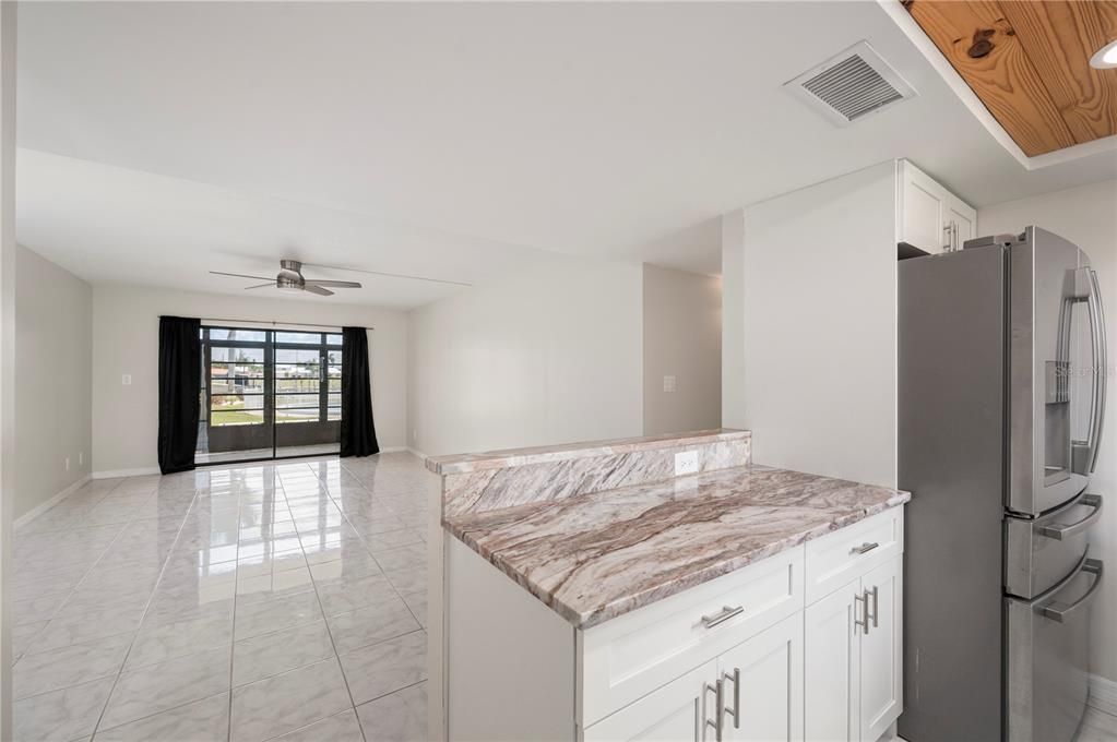 En Venta: $179,000 (2 camas, 2 baños, 1200 Pies cuadrados)