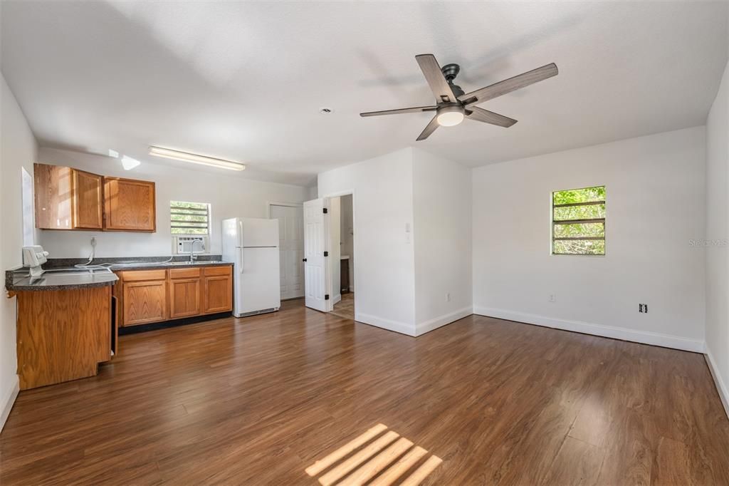 Activo con contrato: $499,000 (3 camas, 2 baños, 1443 Pies cuadrados)
