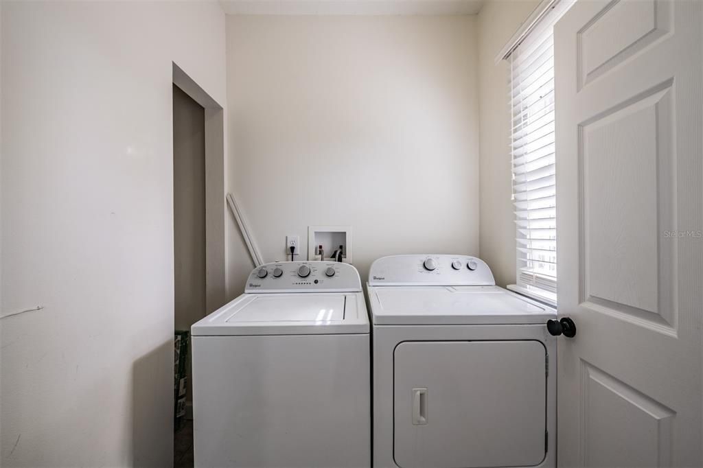 Activo con contrato: $499,000 (3 camas, 2 baños, 1443 Pies cuadrados)