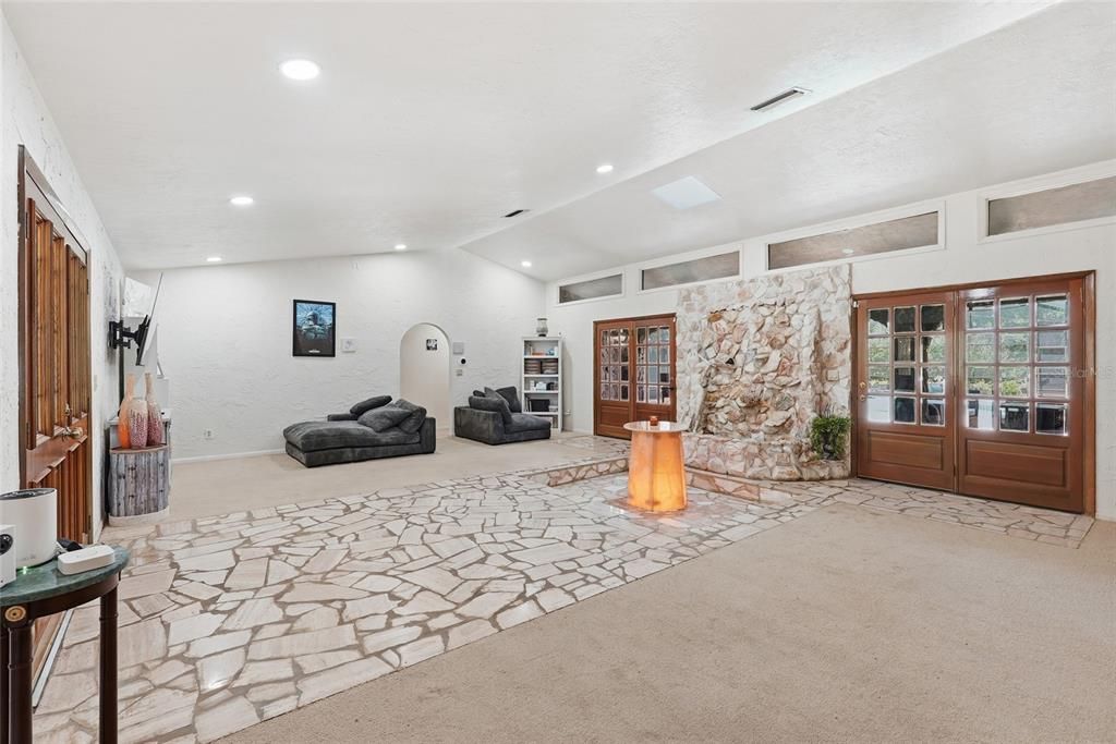 For Sale: $485,000 (3 beds, 2 baths, 2596 Square Feet)