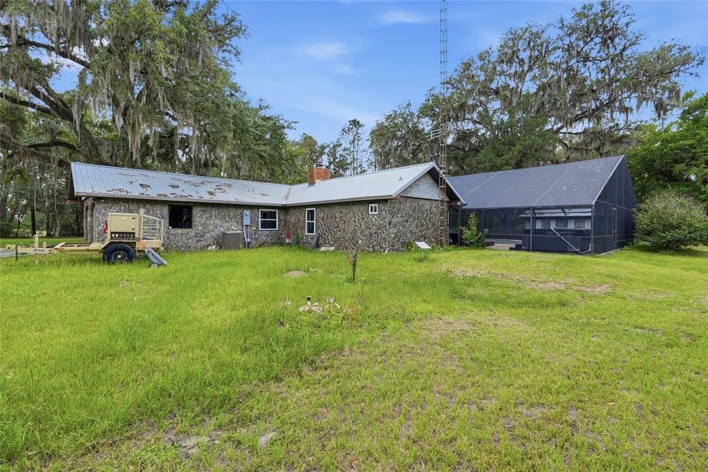 For Sale: $485,000 (3 beds, 2 baths, 2596 Square Feet)