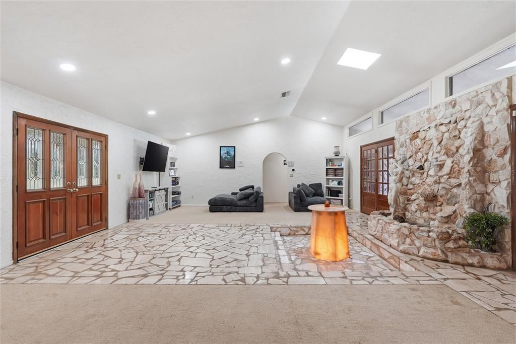For Sale: $485,000 (3 beds, 2 baths, 2596 Square Feet)