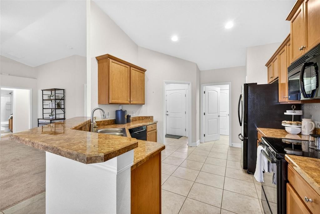 En Venta: $299,900 (4 camas, 2 baños, 1754 Pies cuadrados)