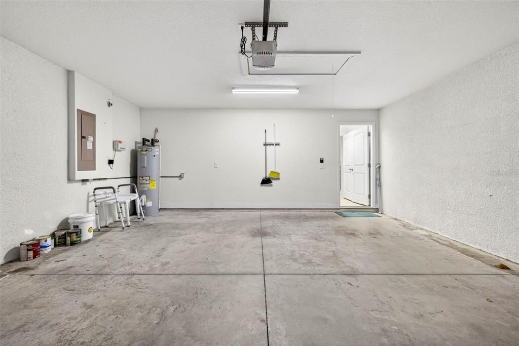 En Venta: $299,900 (4 camas, 2 baños, 1754 Pies cuadrados)