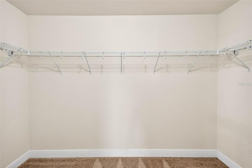 En Venta: $299,900 (4 camas, 2 baños, 1754 Pies cuadrados)