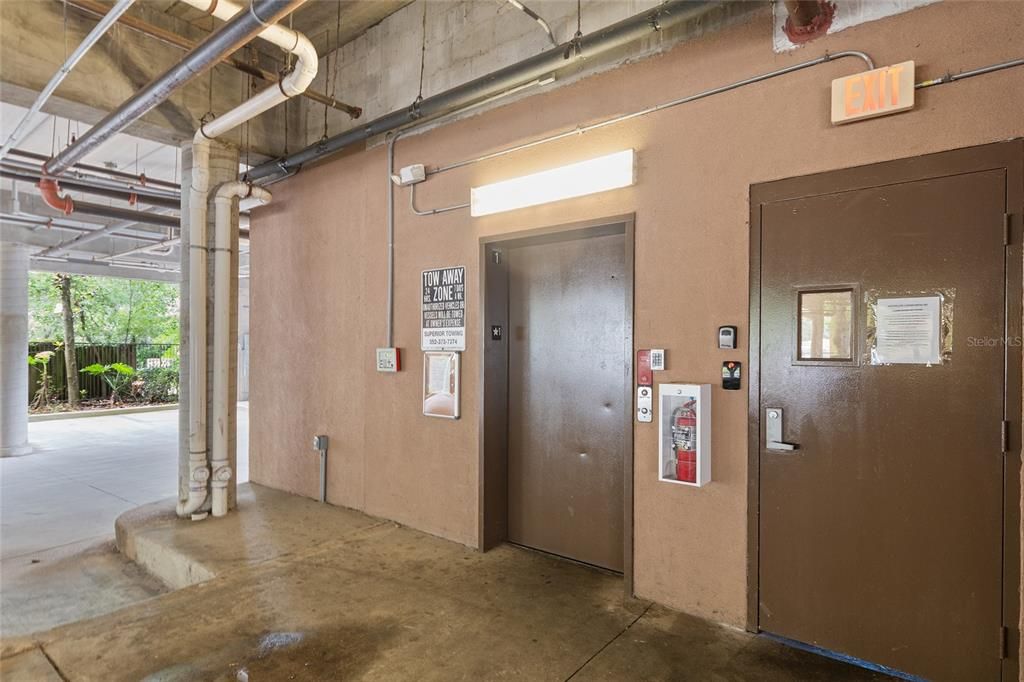 For Sale: $205,000 (1 beds, 1 baths, 531 Square Feet)