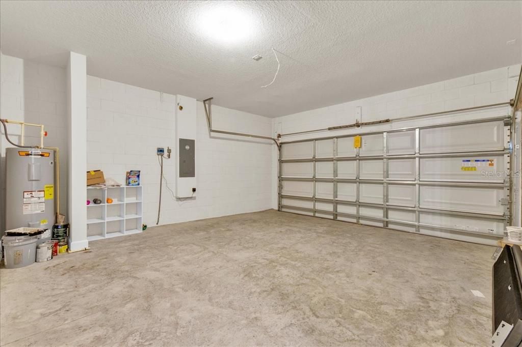 Active With Contract: $2,350 (4 beds, 2 baths, 2335 Square Feet)