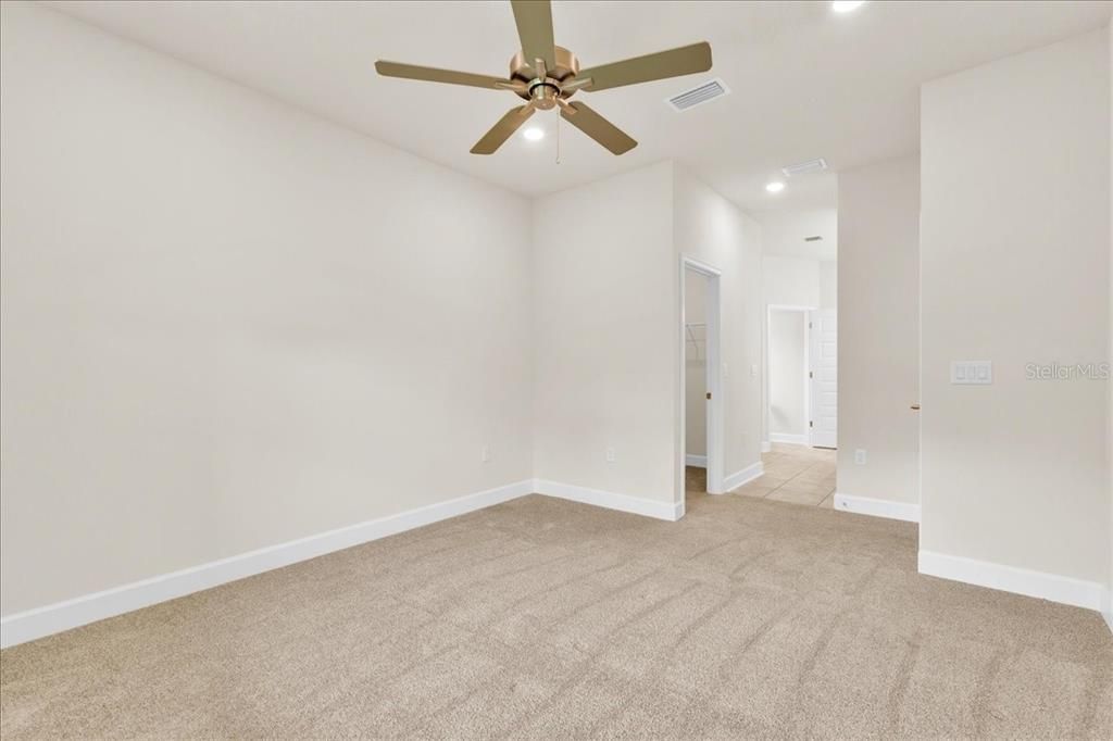 Active With Contract: $2,350 (4 beds, 2 baths, 2335 Square Feet)