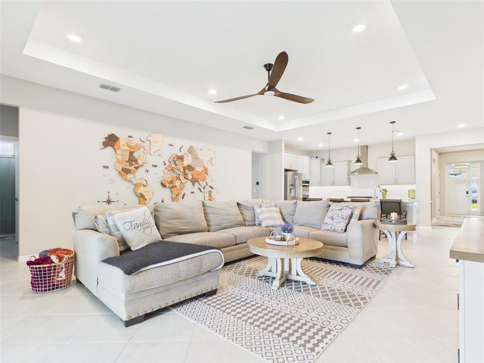 For Sale: $469,000 (4 beds, 3 baths, 2645 Square Feet)