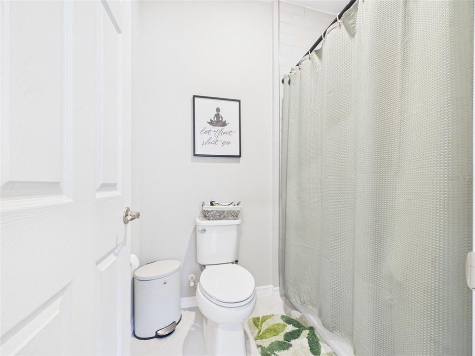 For Sale: $469,000 (4 beds, 3 baths, 2645 Square Feet)
