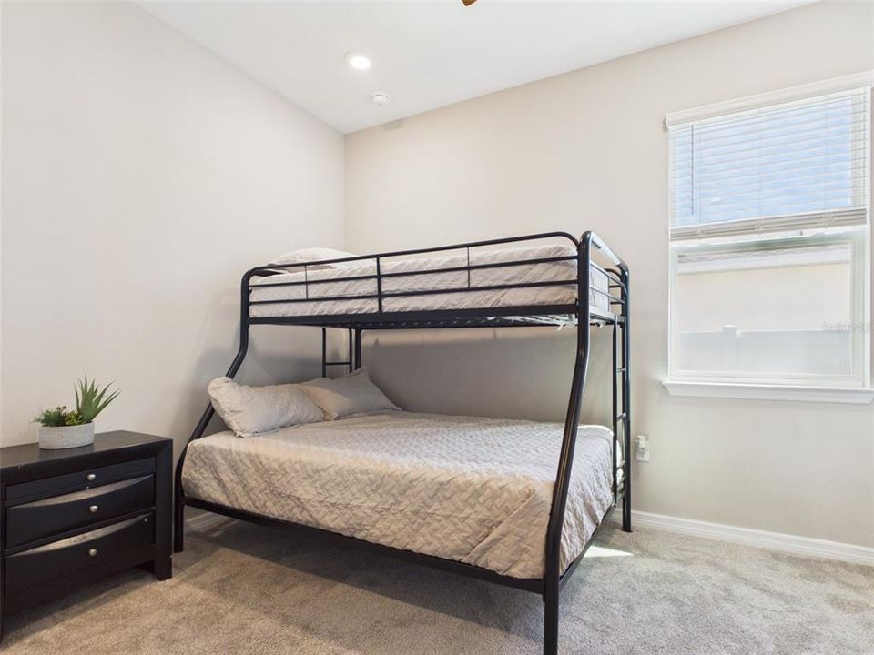 For Sale: $469,000 (4 beds, 3 baths, 2645 Square Feet)