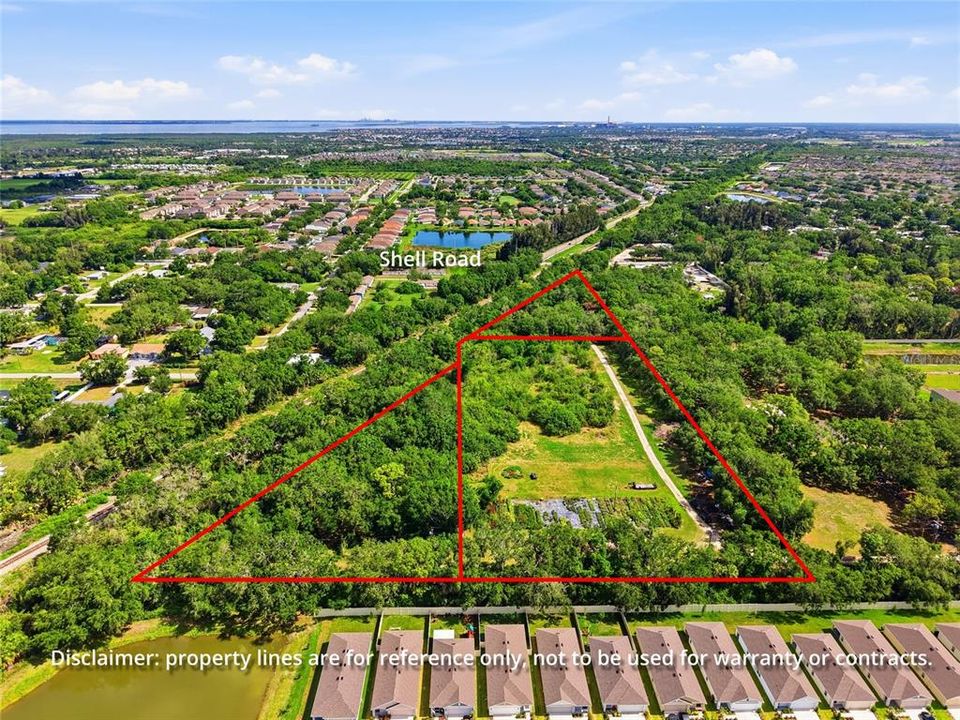 На продажу: $800,000 (8.55 acres)