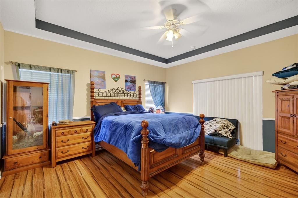 En Venta: $374,800 (3 camas, 2 baños, 1994 Pies cuadrados)