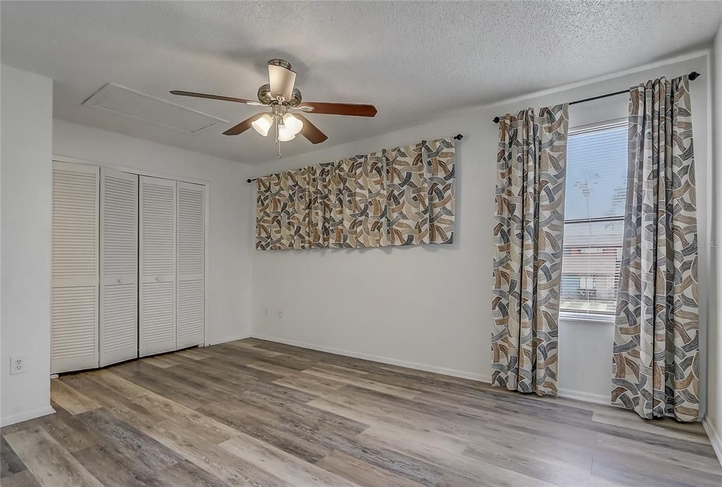 For Sale: $940,000 (8 beds, 0 baths, 4296 Square Feet)