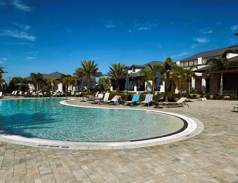 For Rent: $2,750 (2 beds, 2 baths, 1442 Square Feet)