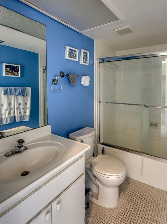 For Sale: $249,000 (3 beds, 2 baths, 1690 Square Feet)
