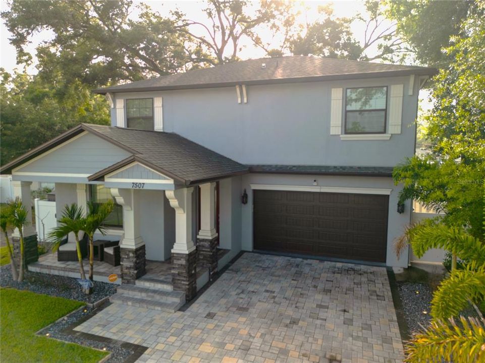 For Sale: $739,900 (4 beds, 3 baths, 2518 Square Feet)