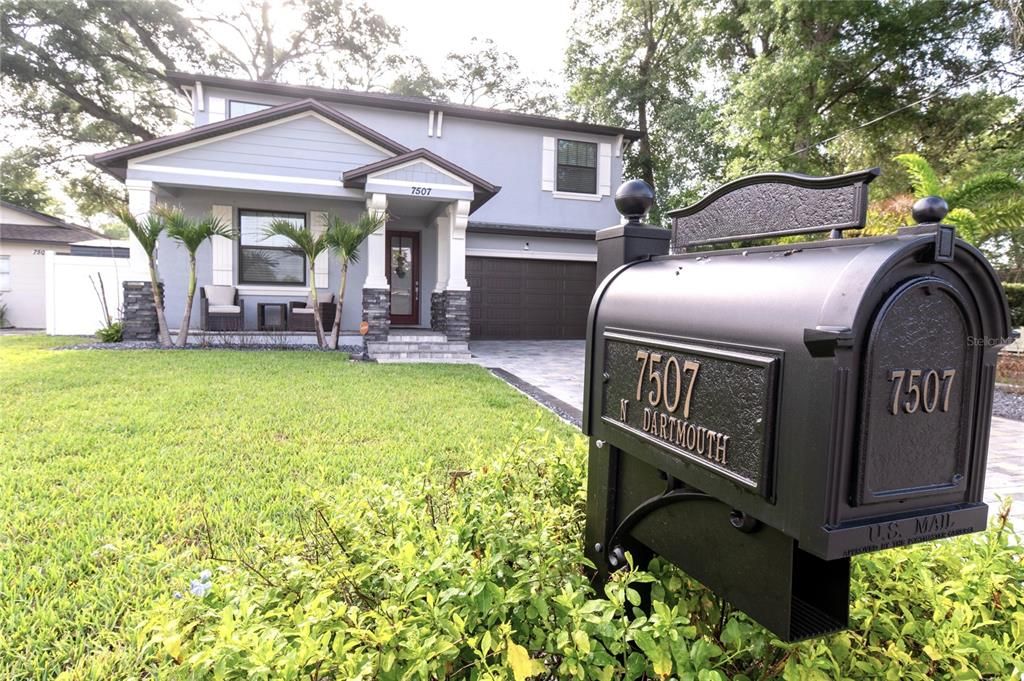 For Sale: $739,900 (4 beds, 3 baths, 2518 Square Feet)