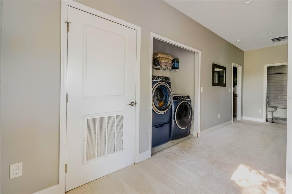 For Sale: $739,900 (4 beds, 3 baths, 2518 Square Feet)