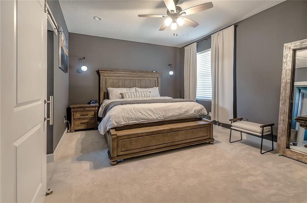 For Sale: $739,900 (4 beds, 3 baths, 2518 Square Feet)
