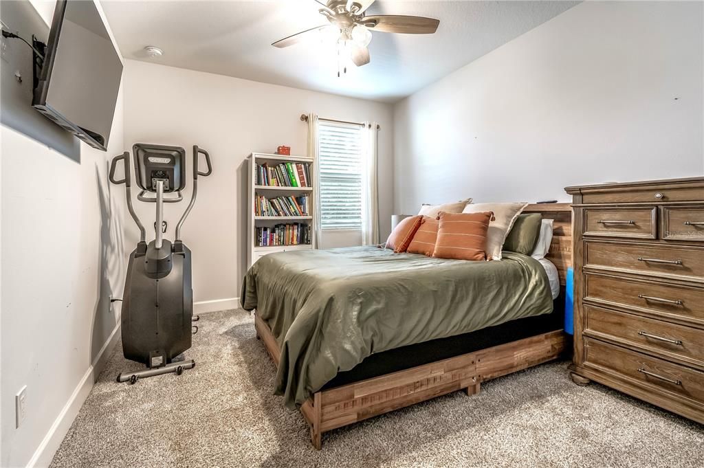 For Sale: $739,900 (4 beds, 3 baths, 2518 Square Feet)
