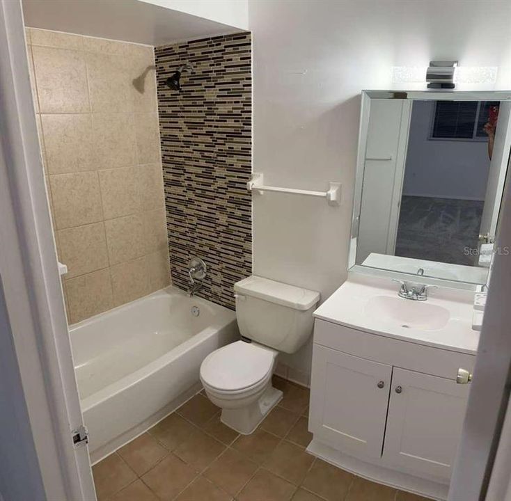 For Rent: $1,600 (2 beds, 2 baths, 1005 Square Feet)