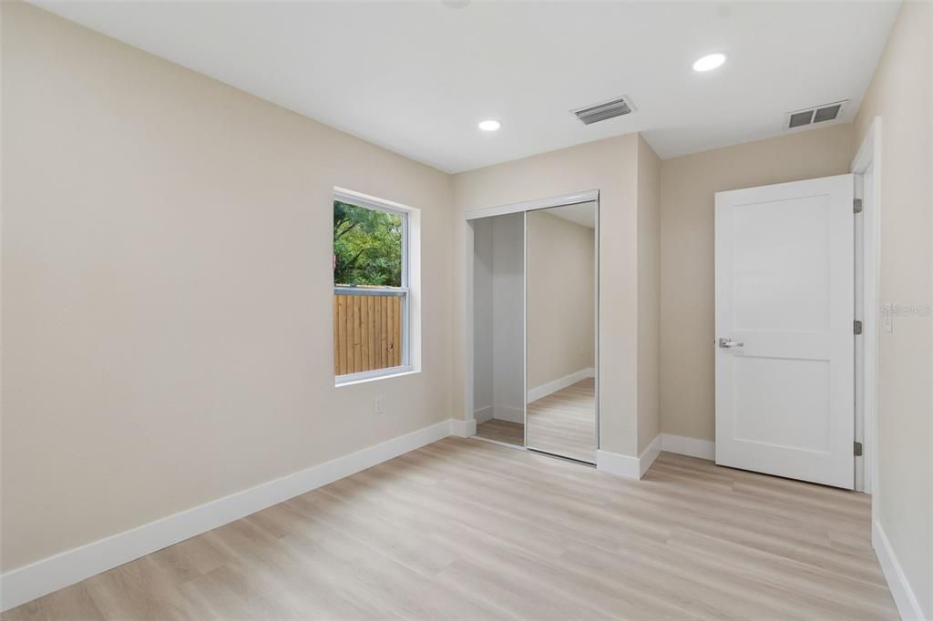 For Sale: $419,500 (4 beds, 2 baths, 1392 Square Feet)