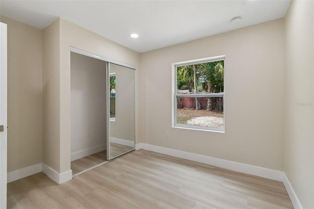 For Sale: $419,500 (4 beds, 2 baths, 1392 Square Feet)