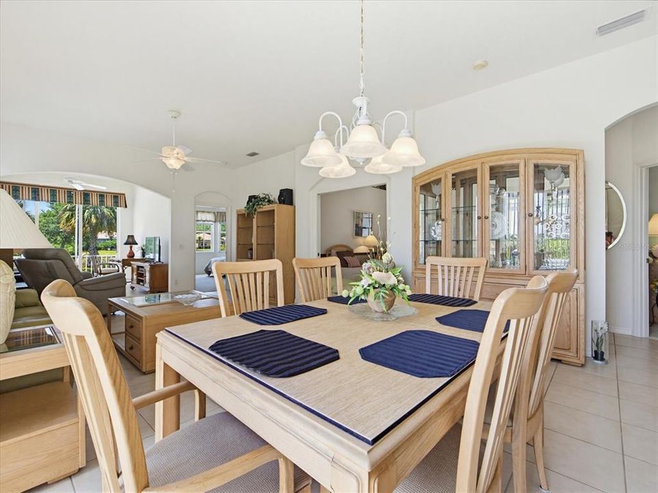 For Sale: $320,000 (3 beds, 2 baths, 1859 Square Feet)
