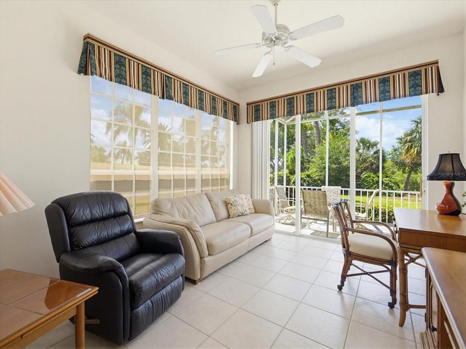 For Sale: $320,000 (3 beds, 2 baths, 1859 Square Feet)