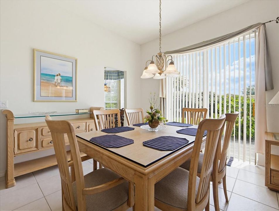 For Sale: $320,000 (3 beds, 2 baths, 1859 Square Feet)