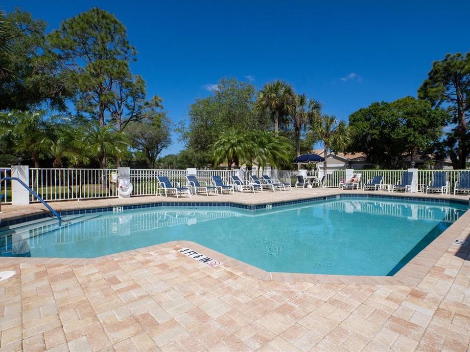 For Sale: $320,000 (3 beds, 2 baths, 1859 Square Feet)