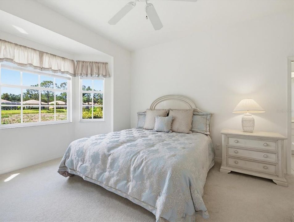 For Sale: $320,000 (3 beds, 2 baths, 1859 Square Feet)